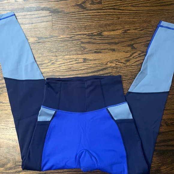 Buffbunny leggings - Picture 2 of 5